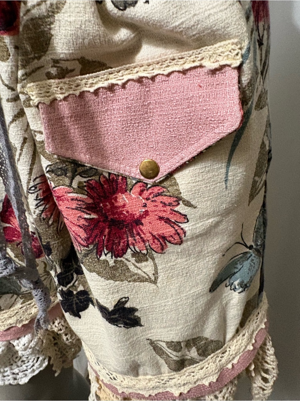 Floral Crochet Trim Drawstring Shorts - Cream Pink Blue - Picture 11 of 16